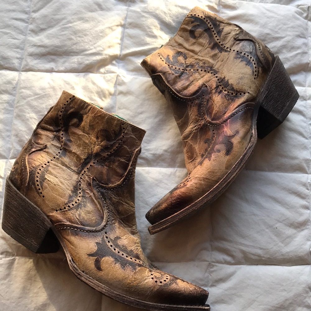 Corral Lazer Ankle Booties